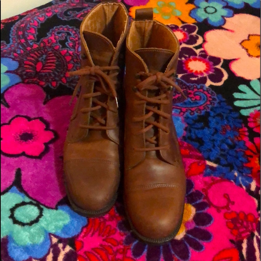 Leather lace up boots
